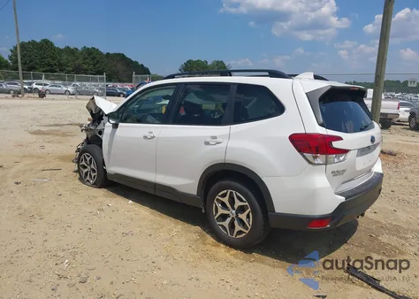 2021 Subaru Forester Premium из США, поврежденный, VIN JF2SKAFC6MH432966